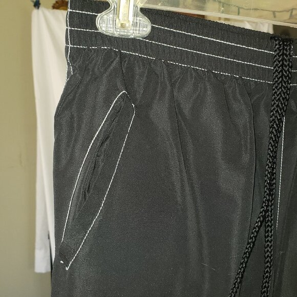 Northern Reflection Joggers in Black w/Contrasting White Stitching - M - Picture 3 of 4